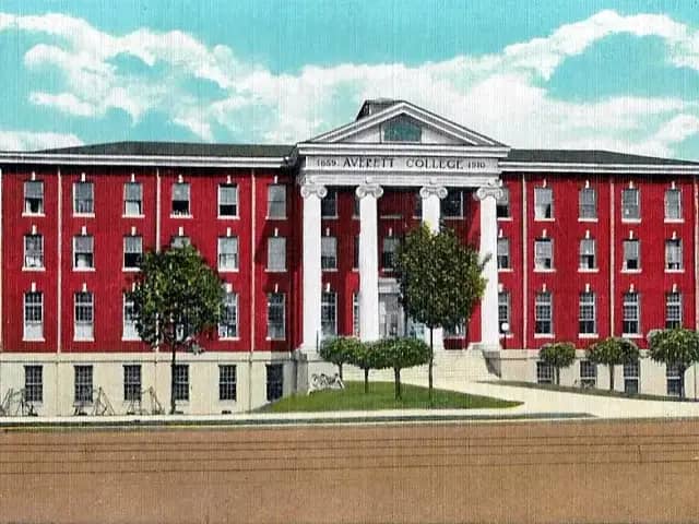 Averett University campus