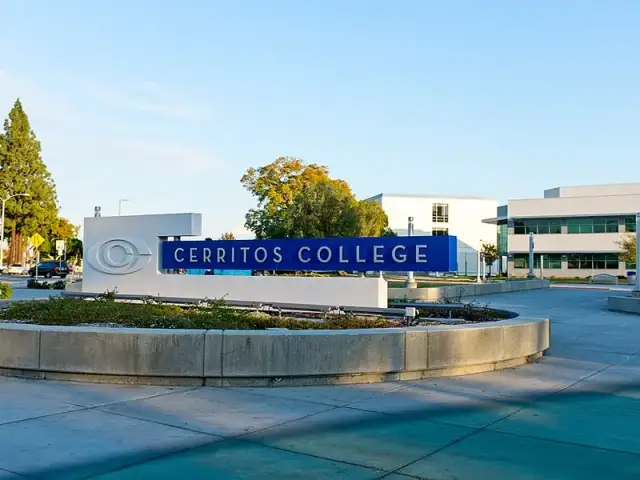 Cerritos College campus