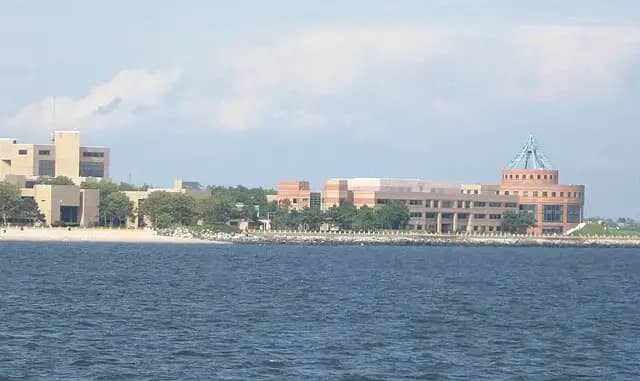 CUNY Kingsborough Community College campus