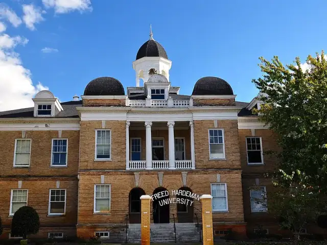Freed-Hardeman University campus