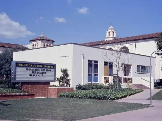 Fullerton College campus