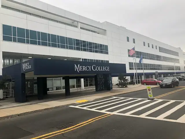 Mercy University campus