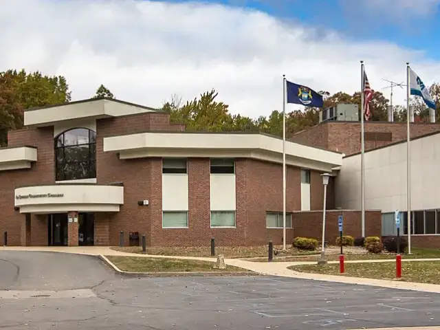 Mid Michigan College campus