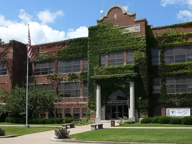 Spoon River College campus