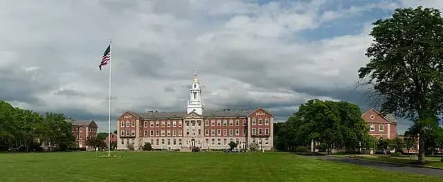 University of Saint Joseph campus