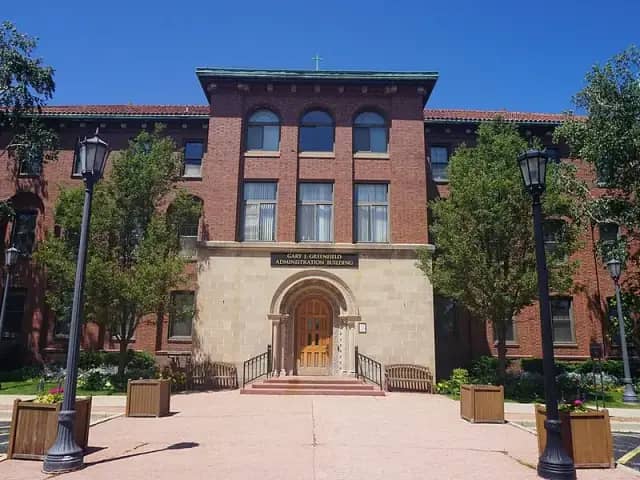 Wisconsin Lutheran College campus